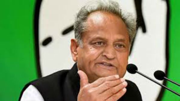 బీజేపీ కాంట్రాక్టు కిల్లర్.. ప్రజాస్వామ్యం ఖూనీ: రాజస్థాన్ సీఎం ఫైర్