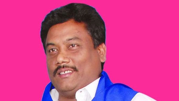 నేడు వైసీపీలోకి కారెం శివాజీ: ఎస్సీ.. ఎస్టీ కమిషన్‌ చైర్మన్‌ పదవికి రాజీనామా: జగన్ సమక్షంలో..!