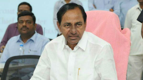 పెట్రోల్ బాటిల్ తో కేసీఆర్ క్యాంప్ ఆఫీస్ వద్ద వ్యక్తి కలకలం.. రీజన్ ఇదే