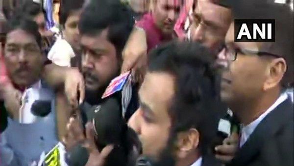 అయోధ్యలోనే మసీదుకు 5 ఎకరాలు భూమి, కానీ: తీర్పుపై హిందూ మహాసభ లాయర్