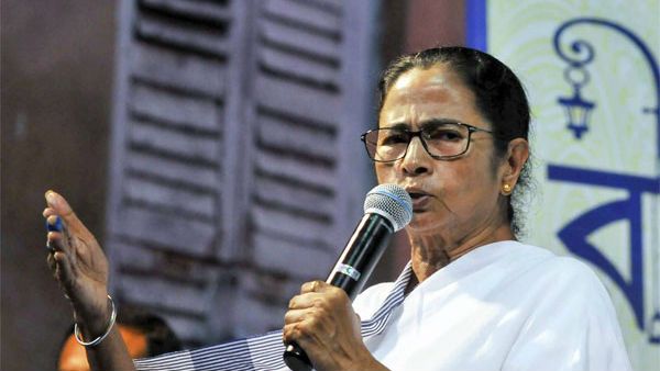 గవర్నర్ల బీజేపీ మౌత్‌పీస్‌లా.. కోషియారి, ధాన్‌కర్ అతిపై దీదీ గుస్సా, సమాంతర ప్రభుత్వాలా..?