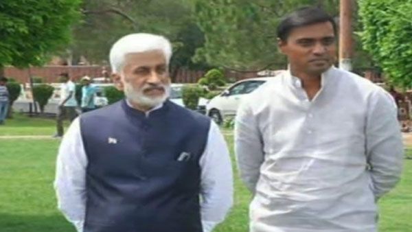 మరోసారి ప్రత్యేక హోదా నినాదం: అఖిపక్ష సమావేశంలో నినదించిన వైసీపీ : కేంద్రం ముందు వైసీపీ చిట్టా..!