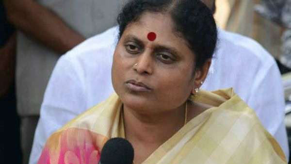 కేంద్రం నిషేధించిన ట్రస్ట్ విజయమ్మది కాదు: అదే అసలు కారణం: ఆ సంస్థ బాధ్యులు ఎవరంటే..!