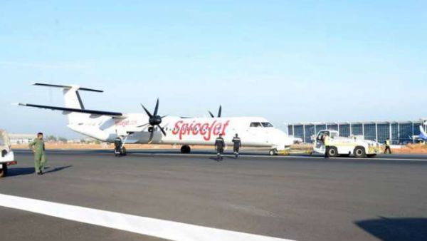 క్షణాల్లో స్పందన: గోవా ఎయిర్‌పోర్టులో స్పైస్‌జెట్ విమానానికి తప్పిన పెను ప్రమాదం, అంతా సేఫ్