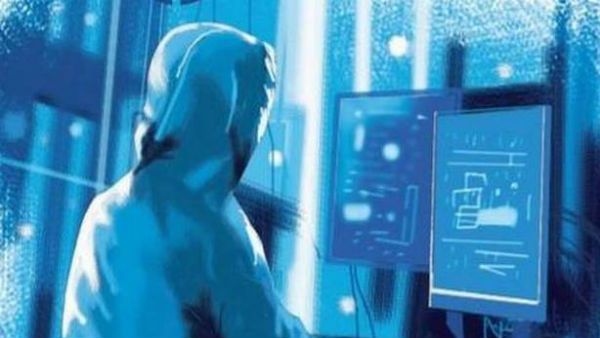 చిన్నారులతో అశ్లీల కార్యకలాపాలు చేయిస్తున్న వారిపై తమిళ పోలీసుల కొరడా