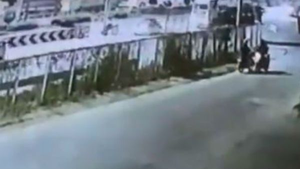 Disha murder case: మరో కీలక వీడియో వైరల్, టోల్ ప్లాజా వద్ద నిందితులు ఇలా..