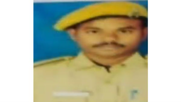 ప్రాణహిత నదిలో పడవ బోల్తా, గల్లంతు, ఫారెస్ట్ బీట్ ఆఫీసర్ల కోసం గాలింపు..