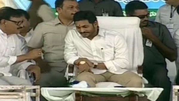 పులివెందుల పక్కనే ధర్మవరం, నేతన్నల సమస్యలు తెలుసు, స్కాములమయంగా ఆప్కో: సీఎం జగన్