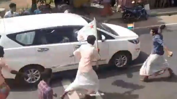 కేరళలో కర్ణాటక సీఎంపై దాడికి యత్నం, దైవనాడులో దాష్టికాలా ? మలయాళ సీమ పరువు తీశారు, నీతి లేదు!