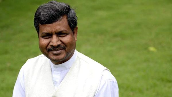 జార్ఖండ్ అసెంబ్లీ ఫలితాలపై బీజేపీలో టెన్షన్.. జేవీఎం చీఫ్ మరాండీతో మంతనాలు