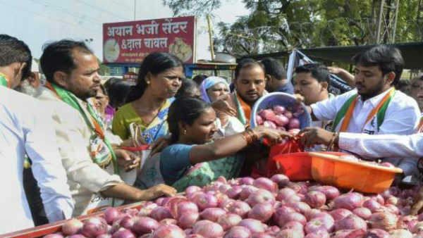ఆల్ టైం హైక్‌కి ఉల్లి ధర: క్వింటా ఉల్లి రూ.14 వేలు, రూ.150 నుంచి రూ.170కి కిలో ఉల్లి...