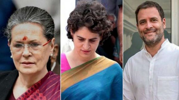 మోడీ-అమిత్ షా బారి నుంచి దేశాన్ని కాపాడండి, ప్రియాంక, రాహుల్ సావర్కార్ కాదు...గాంధీ