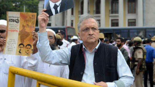 తెలివైన ప్రభుత్వమైతే ఆ పని చేయాలి: సీఏఏ, ఎన్ఆర్సీలపై రామచంద్ర గుహ, బీజేపీ తీవ్ర విమర్శ