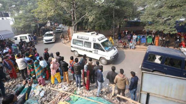 ఉన్నావ్‌లో యూపీ మంత్రులు, ఎంపీకి చుక్కెదురు, పరామర్శించేందుకు వస్తే ఘెరావ్..