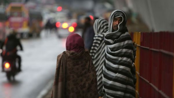 ఉత్తరభారతాన్ని వణికిస్తున్న చలి...ఆలస్యంగా నడుస్తున్న 750 విమానాలు