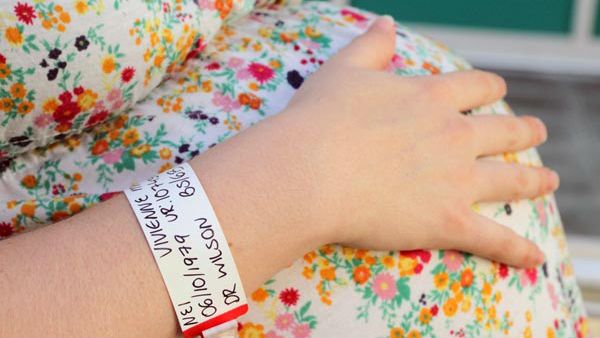 అబార్షన్ చేయించుకోవడానికి 24 వారాల వరకూ గడువు: కేంద్ర కేబినెట్ ఆమోదం