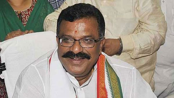 రాజధాని మారిస్తే గ్రేటర్ రాయలసీమ ఇవ్వాలని డిమాండ్ చేసిన కోట్ల సూర్యప్రకాష్‌రెడ్డి