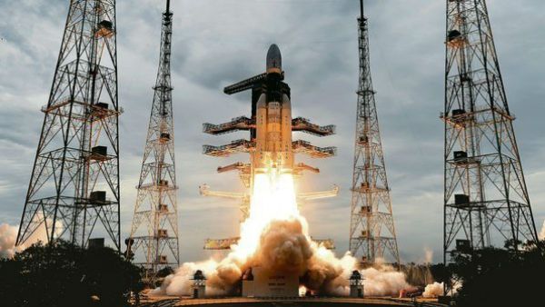 గగన్‌యాన్ మిషన్: నింగిలోకి ఆమెను పంపనున్న ఇస్రో..ఇంతకీ ఎవరామే?