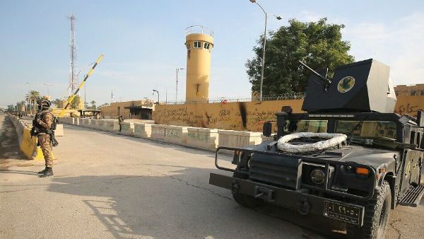 అమెరికా ఎంబసీకి సమీపంలో దూసుకొచ్చిన మూడు రాకెట్లు...ఇరాన్ రియాక్షన్ ఏంటి..?