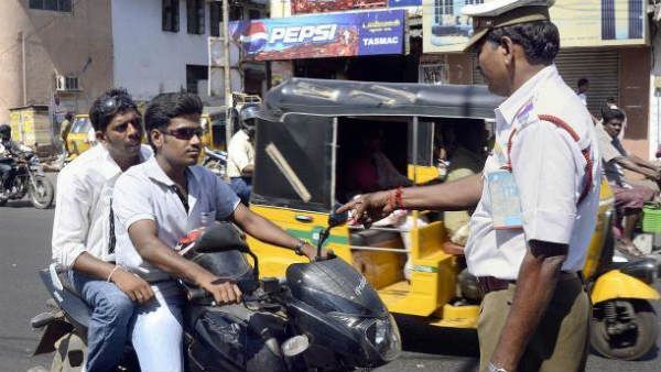 ఏపీలో కొత్త ట్రాఫిక్ రూల్ ... డ్రైవింగ్ లైసెన్స్ లేకుండా పట్టుబడితే జైలుకే