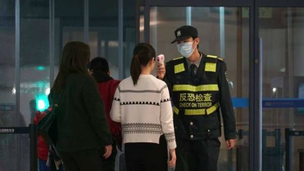 బ్యాడ్ న్యూస్: ఇండియాకు వ్యాపించిన కరోనా వైరస్.. ముంబైలో ఇద్దరికి గుర్తింపు