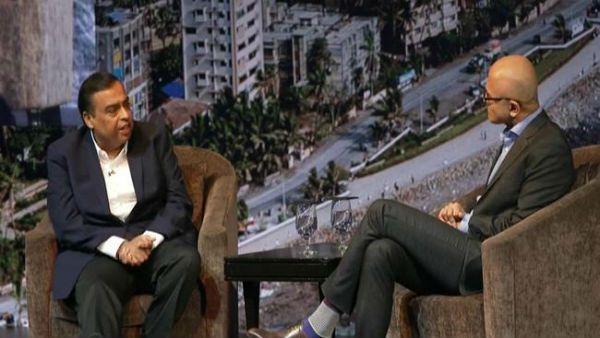 బరాక్ ఒబామా చూడని భారత్.. ట్రంప్ చూస్తున్నారు: మోడీ వల్లేనంటూ సత్య నాదెళ్లతో ముకేశ్ అంబానీ