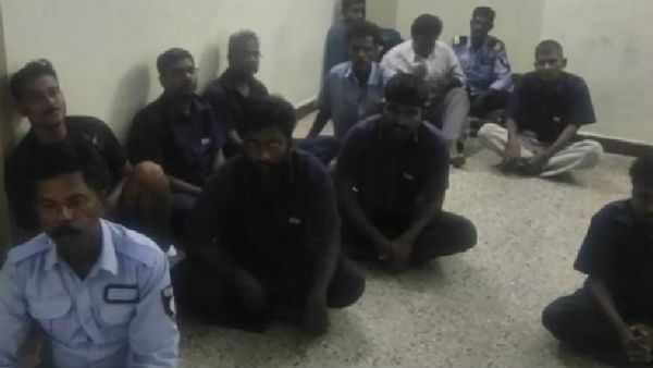 11 ఏళ్ల బధిర బాలికపై ఏడాదికాలంగా గ్యాంగ్‌రేప్: ఆ ముగ్గురూ చచ్చే వరకూ జైళ్లోనే: 15 దోషులుగా..!