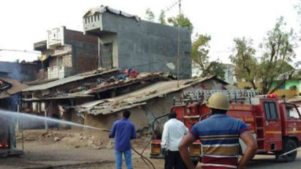 ట్రంప్ టూర్ ఏర్పాట్లలో నిమగ్నమైన వేళ.. గుజరాత్‌లో మళ్లీ మత ఘర్షణలు