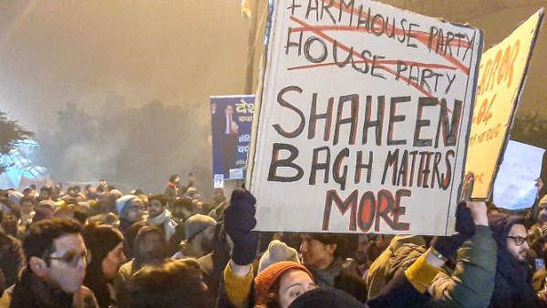 విద్యార్థులపై HCU భారీ జరిమానా: వారికి సంఘీబావం తెలిపినందుకే..! మండిపడ్డ విద్యార్థి సంఘాలు