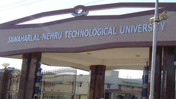 ఈ వార్త బీటెక్ స్టూడెంట్స్ కోసం: ఈ విద్యాసంవత్సరం నుంచి బీటెక్‌లో ఆరు కొత్త కోర్సులు..ఏంటో తెలుసా?