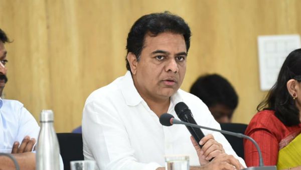 ఢిల్లీ అల్లర్లపై మంత్రి కేటీఆర్ ట్వీట్: తెలంగాణలో జరిగితే స్పందించలేదే? అంటూ నెటిజన్లు