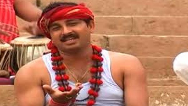 పాపం మనోజ్ తివారీ.. ఇలా దొరికిపోయాడు.. ఆ పాటతో ఆడేసుకుంటున్న నెటిజెన్స్