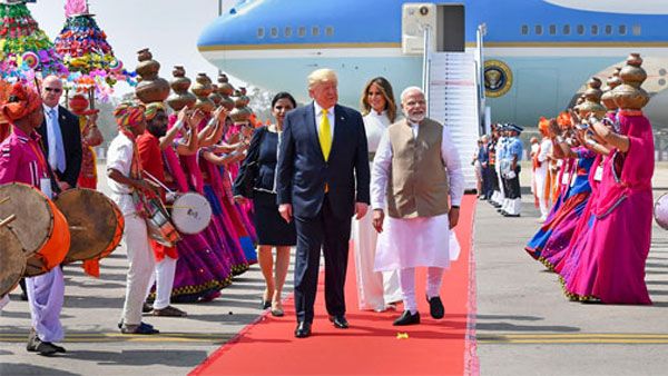 ఇంత అద్బుత ఆతిథ్యం ఎక్కడా చూడలేదు: ఫొటోలు, వీడియోలతో డొనాల్డ్ ట్రంప్ సీనియర్ అధికారి