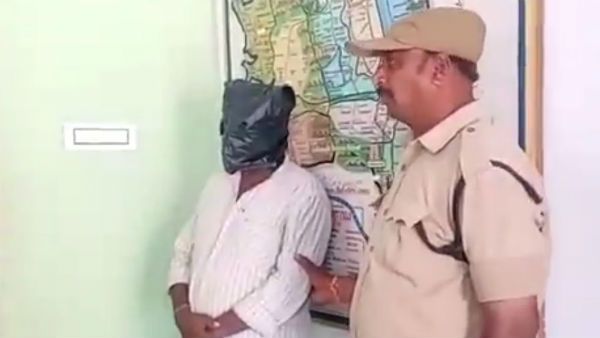 జగన్‌, వైఎస్ అవినాష్ రెడ్డిపై టిక్‌టాక్ వీడియో తీశాడు..జైలుపాలు అయ్యాడు..