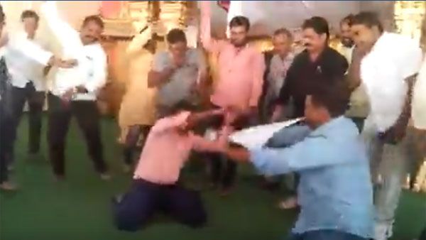 సోషల్ మీడియాలో రచ్చ చేస్తున్న షాద్ నగర్ పోలీసుల డ్యాన్సులు .. సిఐ శ్రీధర్ పై సీపీ వేటు