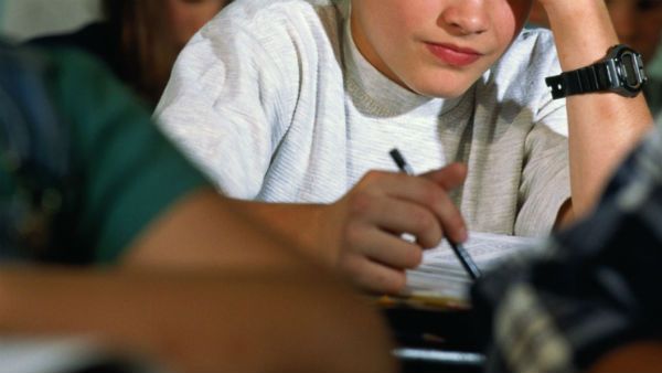 రూ.2 లక్షలు ఇవ్వకపోతే.. పుల్వామా తరహా దాడి చేస్తా: యూపీలో టెన్త్ విద్యార్థి వార్నింగ్