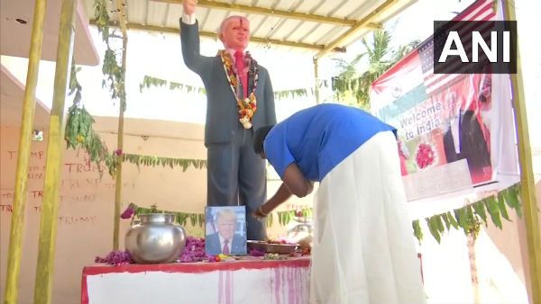 ఒక్క ఛాన్స్ ప్లీజ్..: ట్రంప్‌కు గుడి కట్టిన తెలంగాణ కుర్రాడు..కేంద్రానికి వేడుకోలు: ఎందుకుంటే!