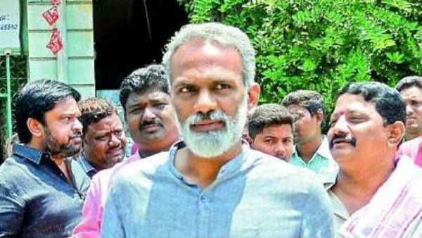 నేను విన్నాను, నేను ఉన్నాననే జగన్‌కు మహిళల గోడు వినిపించడం లేదా..?: వంగవీటి రాధా