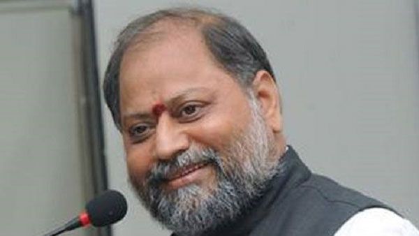 విజయవాడలోని అగ్రిగోల్డ్ ఛైర్మన్ ఇళ్లపై ఈడీ సోదాలు