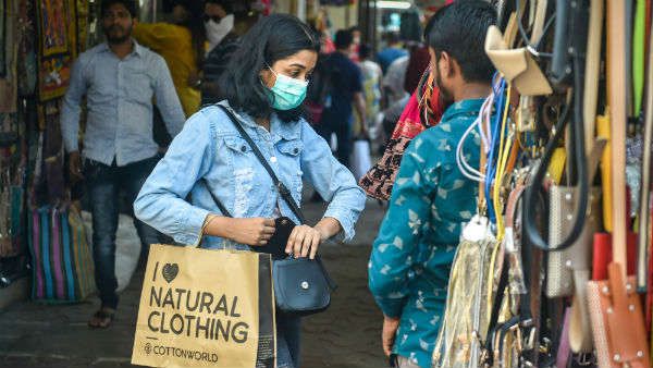 Coronavirus: 83 జిల్లాల్లో లాక్ డౌన్, ప్రధాని తీవ్ర అసంతృప్తి, రోడ్లలో మీటింగ్ లు !