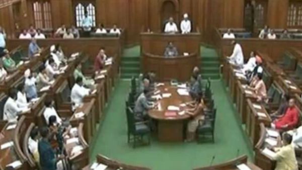 ఎన్‌పీఆర్, ఎన్ఆర్‌సీలకు వ్యతిరేకంగా ఢిల్లీ అసెంబ్లీలో తీర్మానం: కేజ్రీవాల్ వేడుకోలు