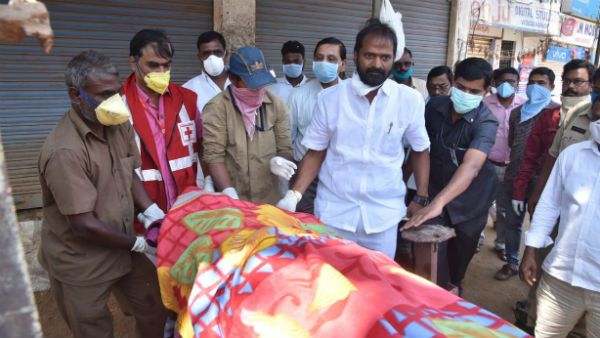 మంత్రి శ్రీనివాస్ గౌడ్ ఔదార్యం.. యాచకురాలికి దగ్గరుండి అంత్యక్రియలు, శెభాష్ అంటూ..