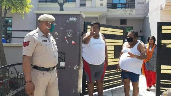 Coronavirus కర్మ: ఇంట్లో బెంగళూరు అని చెప్పి బ్యాంకాక్ వెళ్లి ఏం తెచ్చారో తెలుసా ?, అయ్యో !