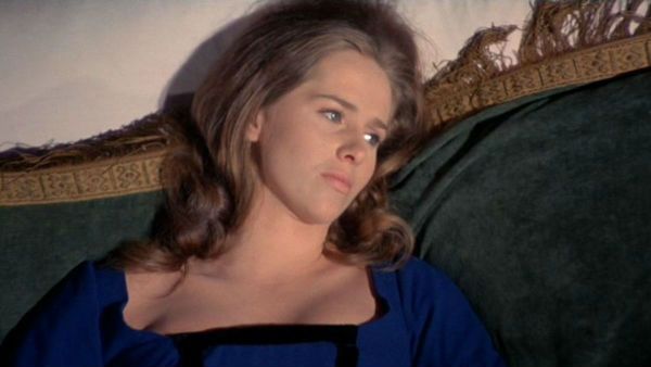 కరోనా వైరస్: బ్రిటీష్ నటి హిల్లరీ హీత్ హఠాన్మారణం, వైరస్ లక్షణాలతోనే: కుటుంబసభ్యులు..