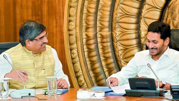 నేడు ఎల్వీ సుబ్రహ్మణ్యం పదవీ విరమణ.. వాట్ నెక్స్ట్? ఐవైఆర్ బాటలోనా.. లేక..!