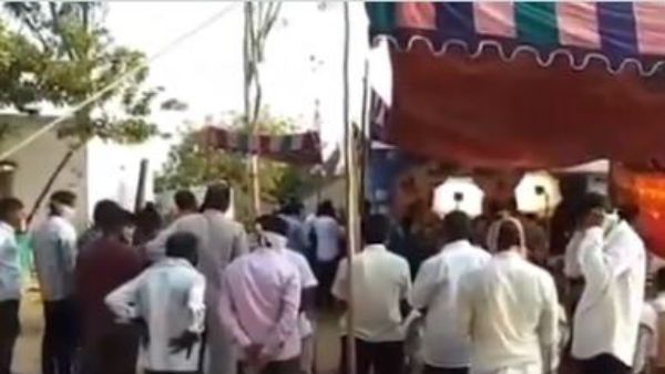 జనగామలో కానిస్టేబుల్ నిర్వాకం: పోలీస్ స్టేషన్ ఆవరణలోనే కుమార్తె పుట్టినరోజు వేడుకలు..!