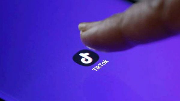 వామ్మో.. టిక్‌టాక్ వీడియోలకు లైకులు రావడం లేదని యువకుడి ఆత్మహత్య...