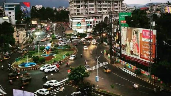 కరోనా కాటుకు దూరంగా ఏపీలో ఆ రెండు జిల్లాలు- వెనుకబాటే వరమైందా ?