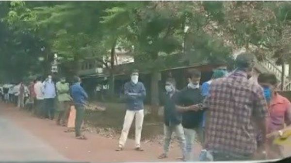 Lockdown: బ్రాందీ షాపుల మందు కిలోమీటరు క్యూ, తాగుబోతులకు గంగజాతర, ఒకేఒక్క క్వాటర్ దేవుడా !