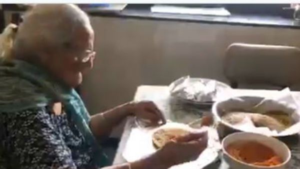 99 ఏళ్ల ముంబై బామ్మకు సెల్యూట్: నెటిజన్లు ఫిదా.. హృదయాన్ని కదలించిందని అంటూ...(వీడియో)